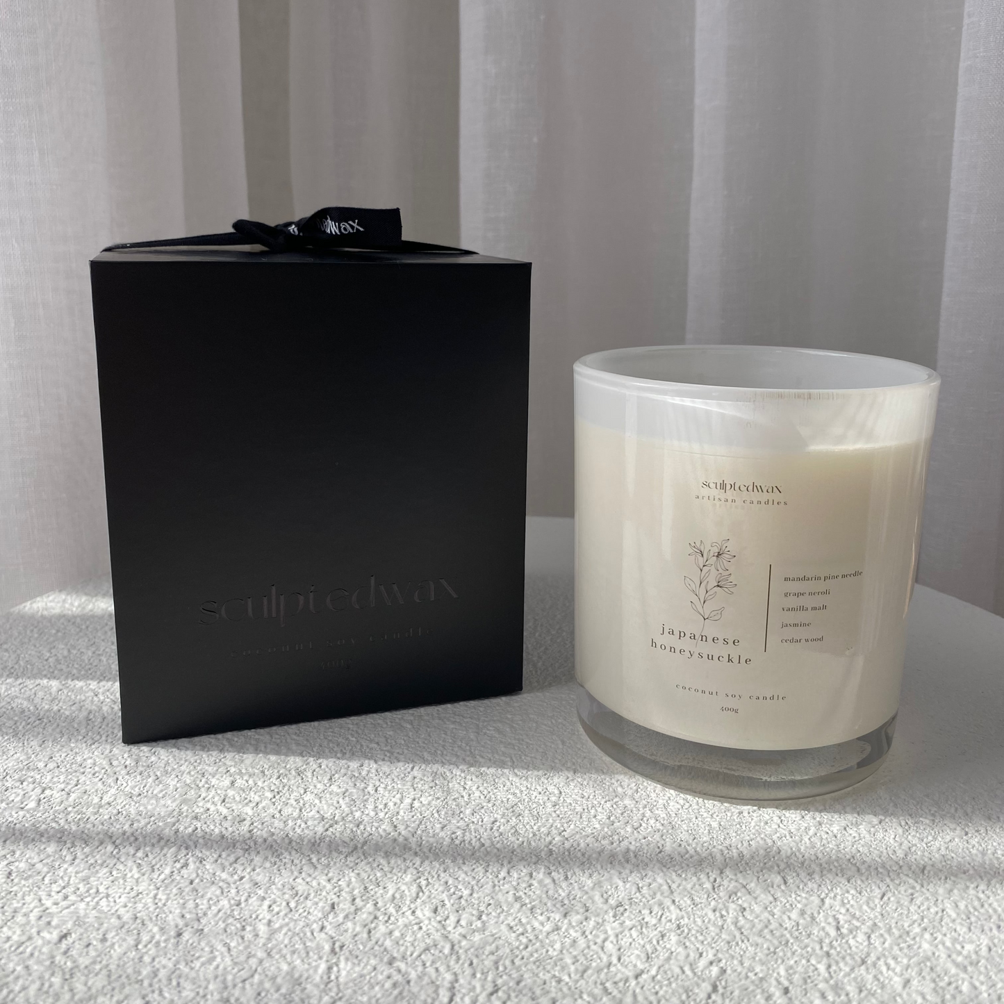 Japanese Honeysuckle | floral candle