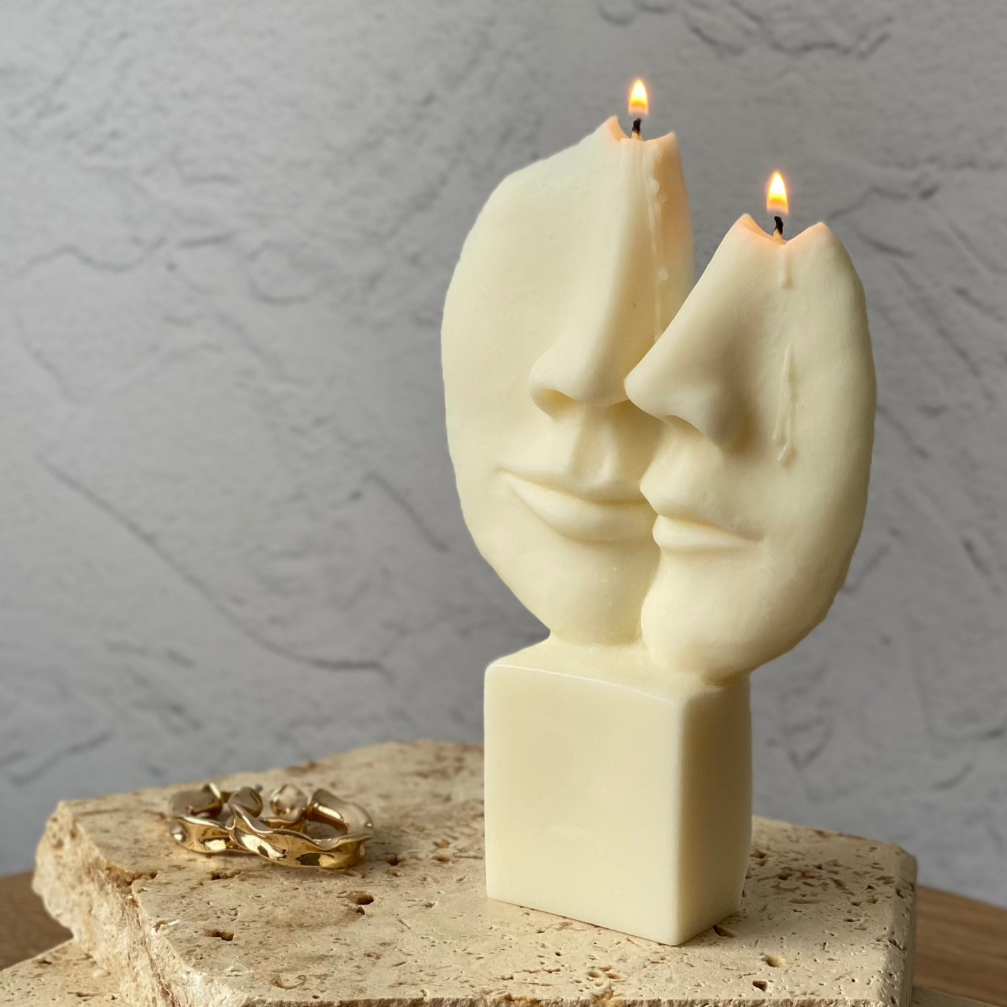 lovers romantic display sculptural candle