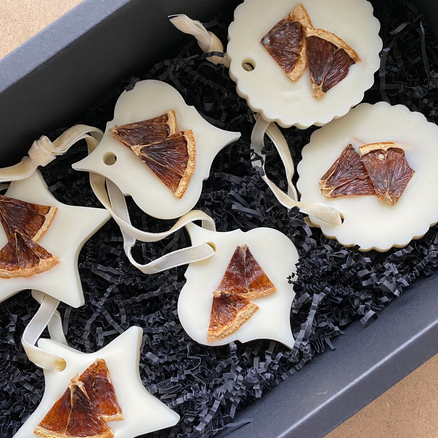 Christmas Soy Wax Melt Ornaments | Mistletoe Kisses | Velvet Noel  